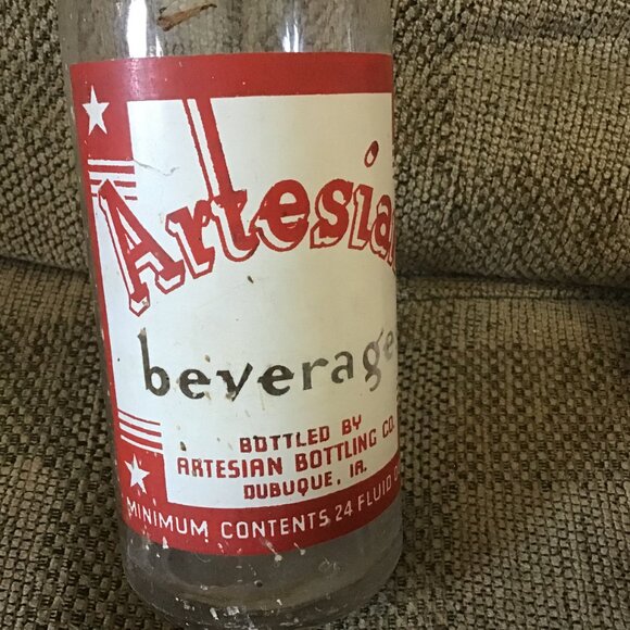 Artesian Beverages Glass Bottle - Dubuque, Ia. - 24 oz. Collectible Bottle- Iowa - Picture 5 of 7